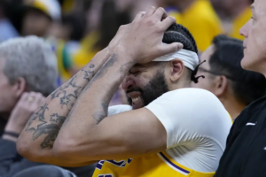 NBA playoffs: Warriors, Knicks stave off elimination to force Game 6s