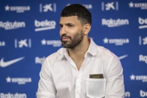 Aguero Sets the Record Straight